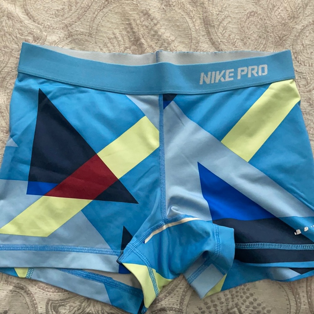 Brand new Nike pro workout spandex